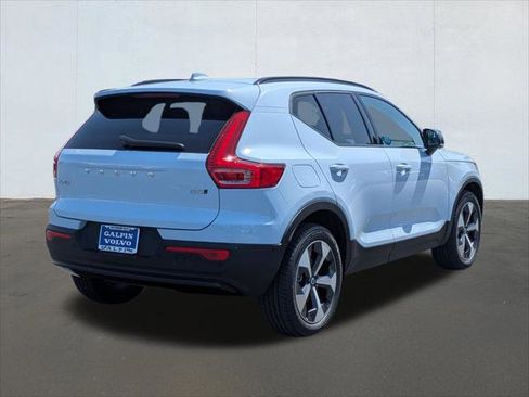 New 2026 Volvo XC40 B5 Plus w/ Protection Package Premier AWD/4WD image 2