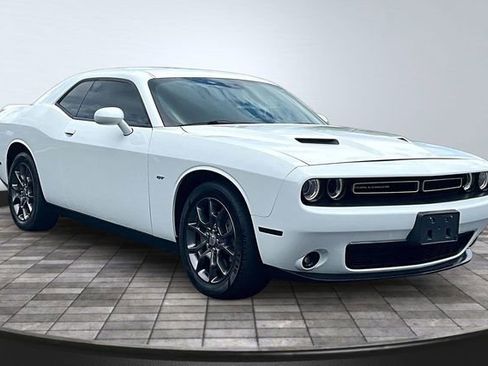 Used 2018 Dodge Challenger GT AWD/4WD image 3