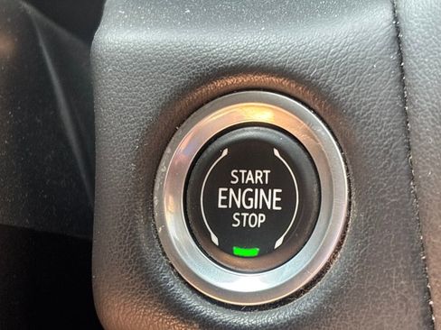 Used 2021 GMC Yukon XL AT4 w/ Rear Media and Nav Package AWD/4WD image 20