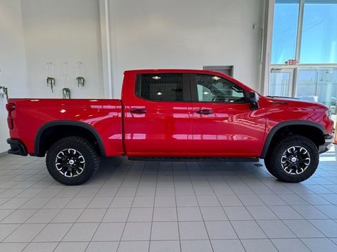 Certified 2023 Chevrolet Silverado 1500 ZR2 AWD/4WD image 37