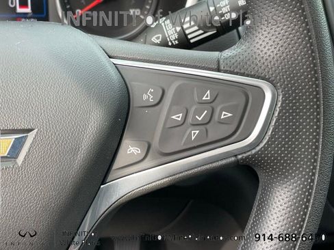 Used 2022 Chevrolet Equinox LT AWD/4WD image 16