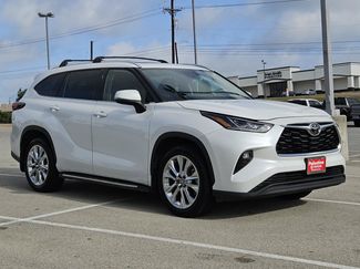 Used 2024 Toyota Highlander Limited FWD video 1