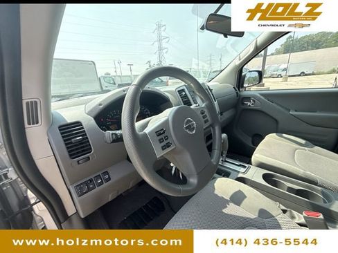 Used 2019 Nissan Frontier SV AWD/4WD image 10