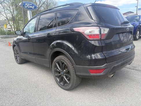 Used 2017 Ford Escape Titanium AWD/4WD image 6