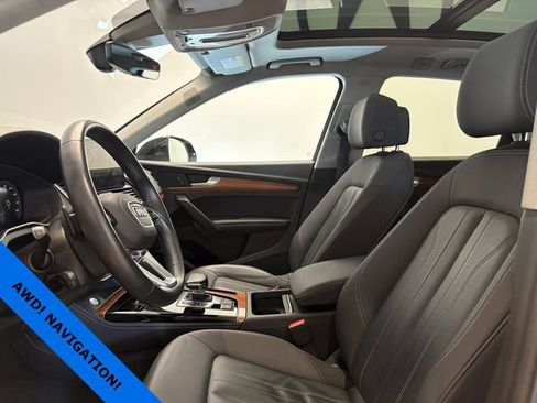 Used 2021 Audi Q5 2.0T Premium Plus w/ Premium Plus Package AWD/4WD image 9