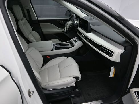 New 2025 Lincoln Aviator Reserve w/ Equipment Group 201A image 26