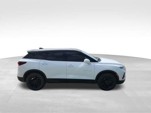 Used 2019 Chevrolet Blazer LT FWD image 3