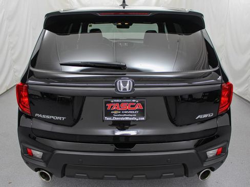 Used 2023 Honda Passport EX-L image 10