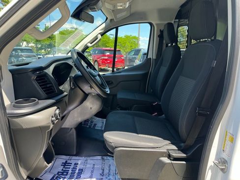 Used 2024 Ford Transit 250 Low Roof w/ Exterior Upgrade Package RWD image 16