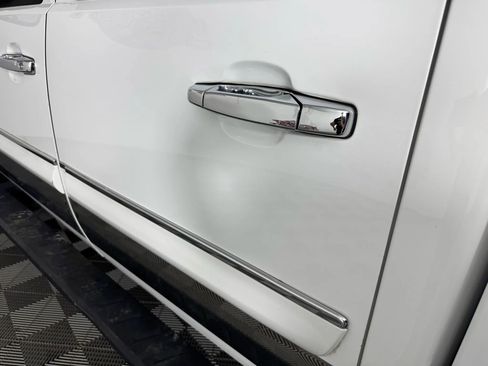 Used 2011 GMC Sierra 1500 Denali image 24