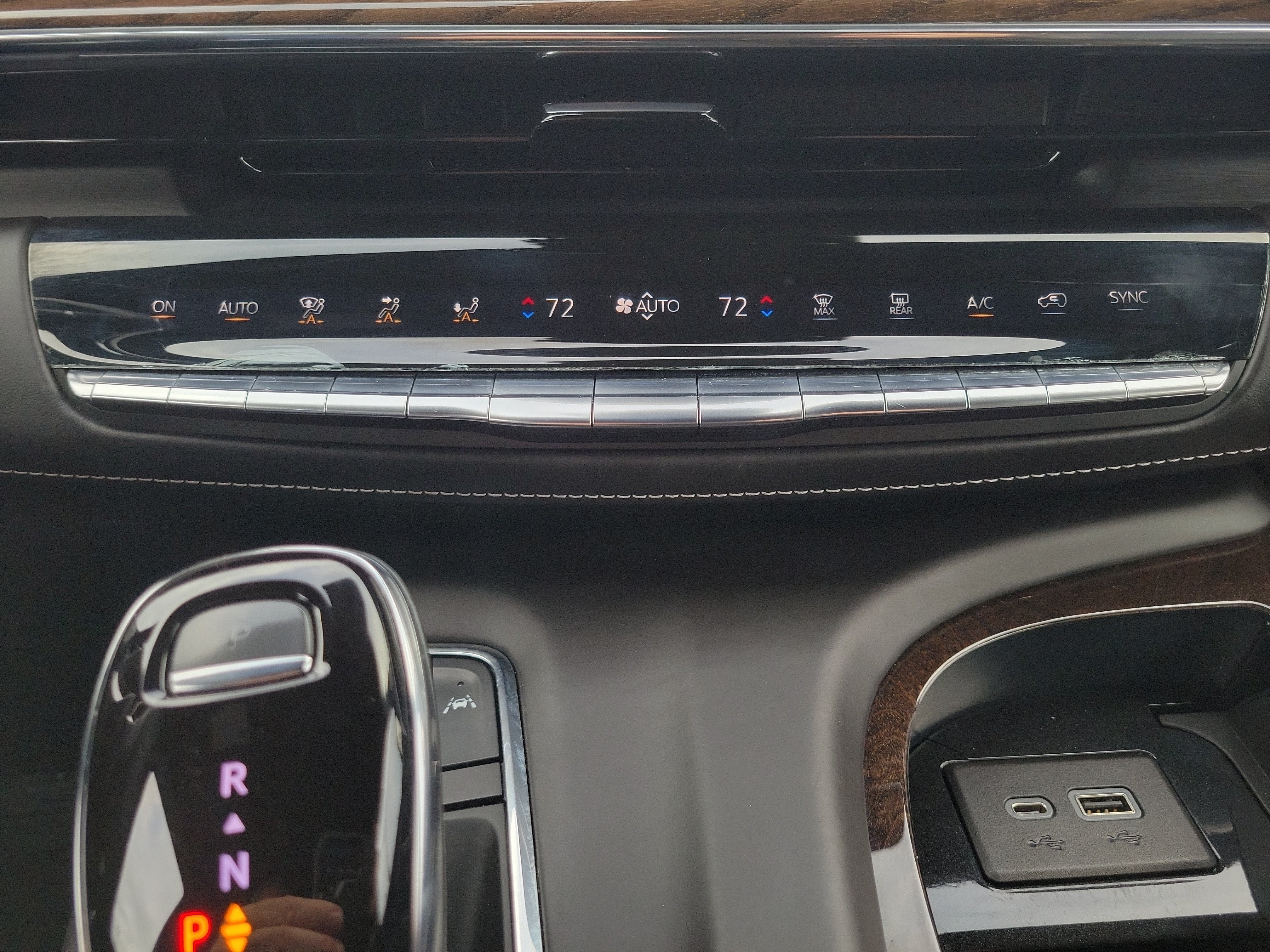 Used 2023 Cadillac Escalade Sport Platinum AWD/4WD image 29