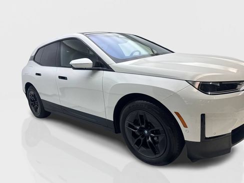 Used 2024 BMW iX xDrive50 w/ Convenience Package AWD/4WD image 12
