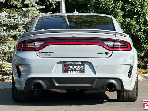 Used 2022 Dodge Charger SRT Hellcat w/ Harman/Kardon Audio Group image 5