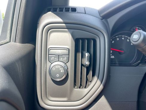 Used 2024 GMC Sierra 1500 Pro w/ Pro Value Package image 18