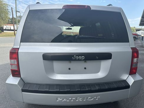 Used 2010 Jeep Patriot Sport w/ Tire & Wheel Group image 4