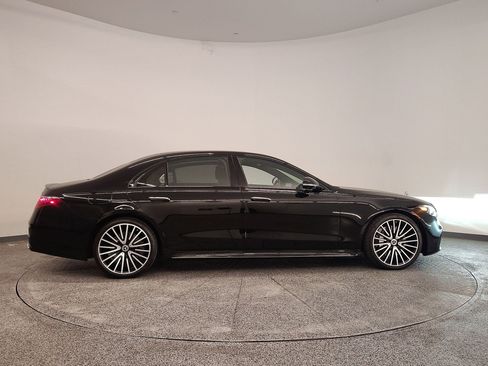Used 2023 Mercedes-Benz S 580 4MATIC Sedan image 7