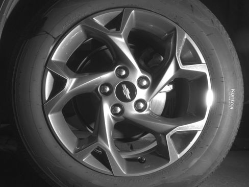 Used 2025 Chevrolet Trax LT FWD image 17