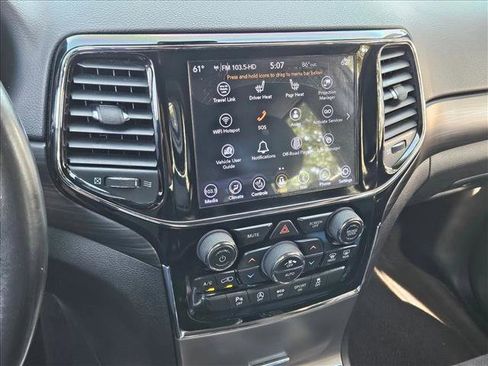 Used 2020 Jeep Grand Cherokee Altitude AWD/4WD image 14