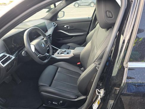 Used 2025 BMW 330i Sedan RWD image 4