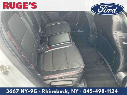 Certified 2025 Ford Escape ST-Line Select AWD/4WD image 11