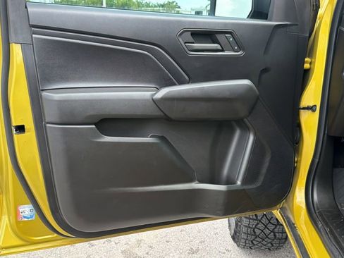 Used 2024 Chevrolet Colorado Trail Boss w/ Advanced Trailering Package AWD/4WD image 11