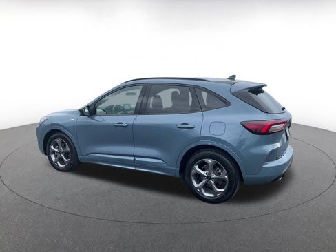 Used 2023 Ford Escape ST-Line image 10