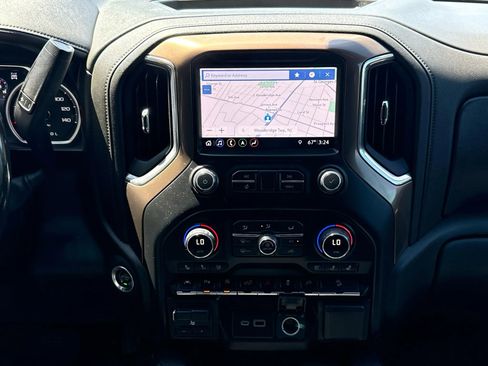 Used 2019 Chevrolet Silverado 1500 High Country w/ Technology Package image 16