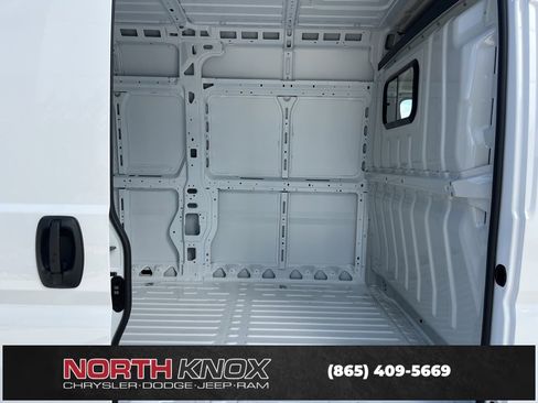 New 2026 RAM ProMaster 2500 w/ Quick Order Package 22G SLT image 23