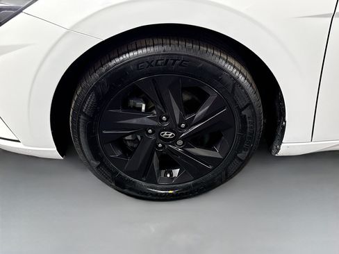 Used 2022 Hyundai Elantra SEL w/ Convenience Package FWD image 38