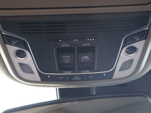 Used 2017 Honda Ridgeline RTL-E image 16