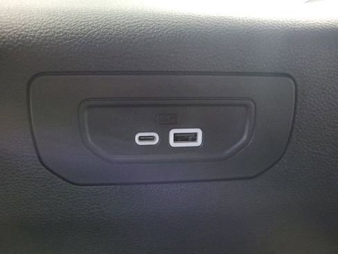 New 2025 Jeep Grand Cherokee L Limited image 40