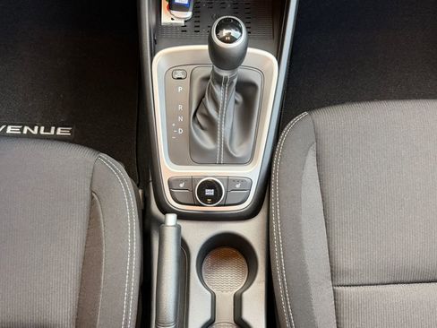 New 2026 Hyundai Venue SEL image 28