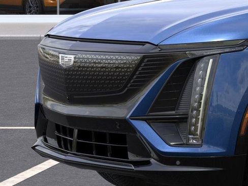 New 2026 Cadillac Lyriq Sport RWD image 13