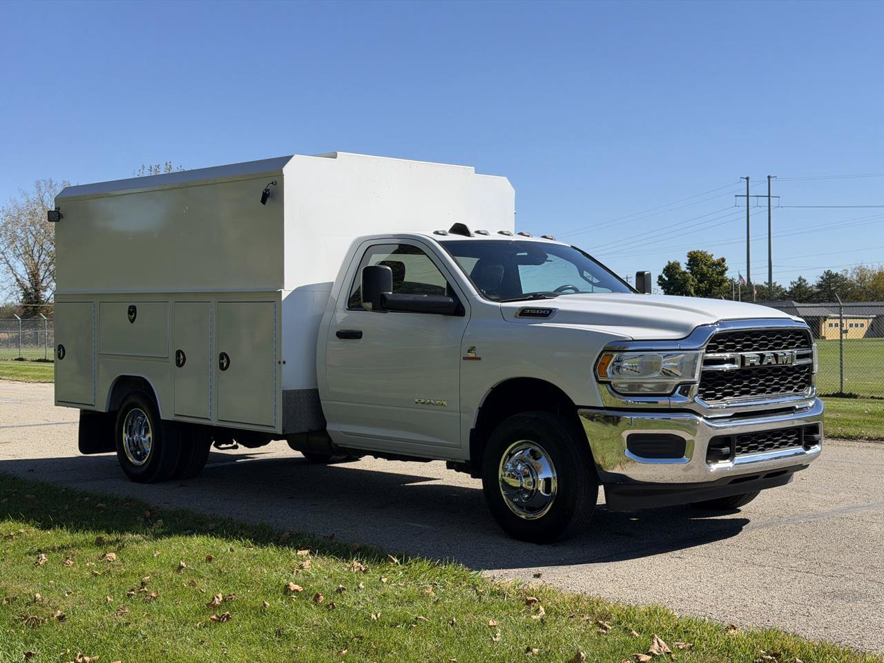 Used 2021 RAM 3500 Tradesman w/ Chrome Appearance Group AWD/4WD image 8