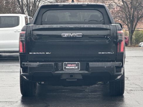 New 2025 GMC Sierra EV Denali image 6
