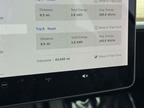 Used 2021 Tesla Model 3 Standard Range Plus image 29