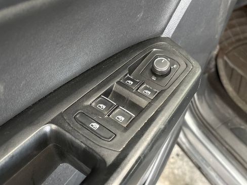 Used 2019 Volkswagen Atlas SE AWD/4WD image 15