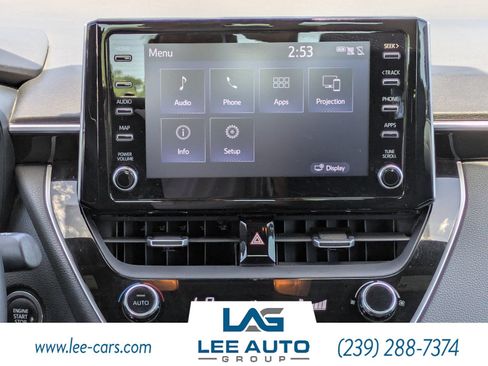Used 2020 Toyota Corolla SE w/ SE Premium Package FWD image 15