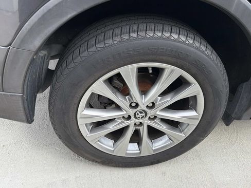 Used 2016 Toyota RAV4 Limited w/ Advanced Technology Package AWD/4WD image 7