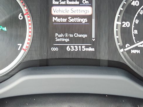 Used 2023 Lexus GX 460 Premium w/ Premium Package AWD/4WD image 11