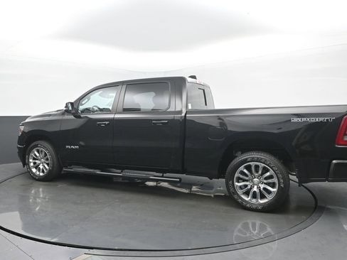Used 2023 RAM 1500 Laramie AWD/4WD image 3