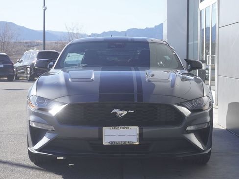 Used 2022 Ford Mustang Coupe image 5