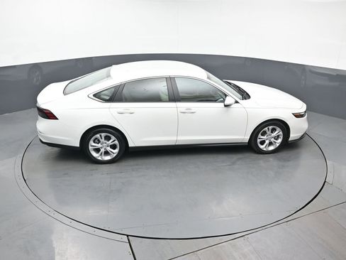 Used 2024 Honda Accord LX image 36