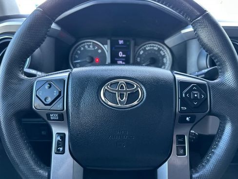 Used 2019 Toyota Tacoma SR5 image 23
