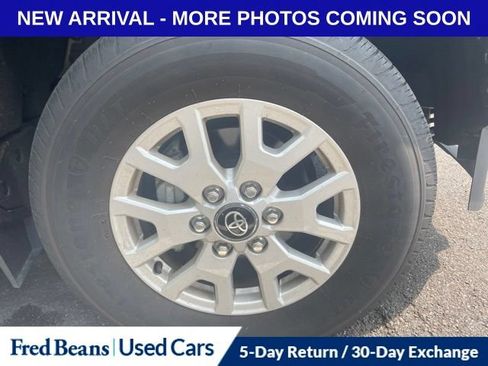 Used 2024 Toyota Tacoma SR RWD image 15