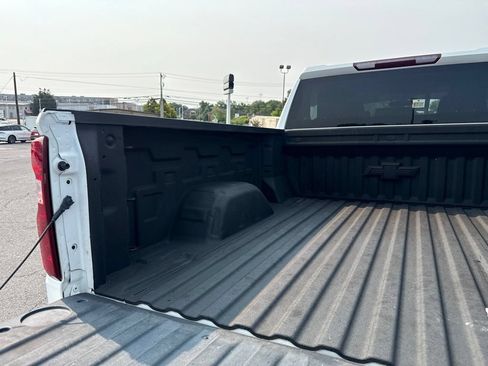Used 2021 Chevrolet Silverado 1500 LT w/ Bed Protection Package AWD/4WD image 31