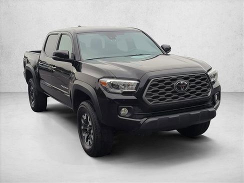 Used 2023 Toyota Tacoma TRD Off-Road image 3