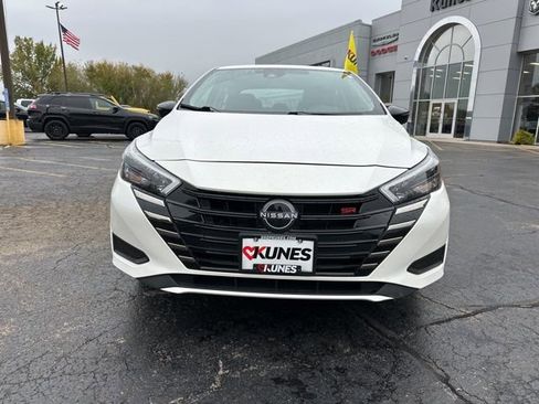 Used 2024 Nissan Versa SR image 16