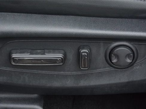 Used 2023 Honda CR-V EX-L image 16