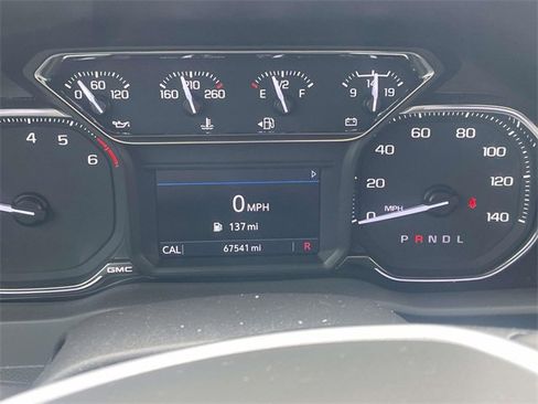 Used 2022 GMC Sierra 1500 SLE image 27